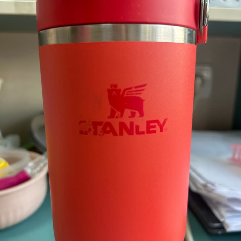 Stanley Iceflow Termosunun Renk Soyulması Ve Soğutma Performansının Düşmesi