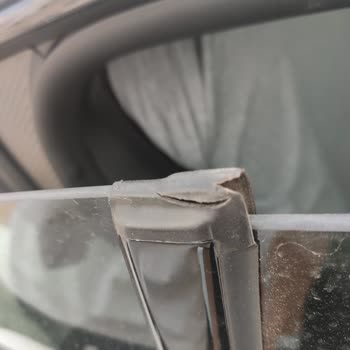 Arka Cam Fitilleri Üretim Hatası, Servis Yanlış Değerlendirme