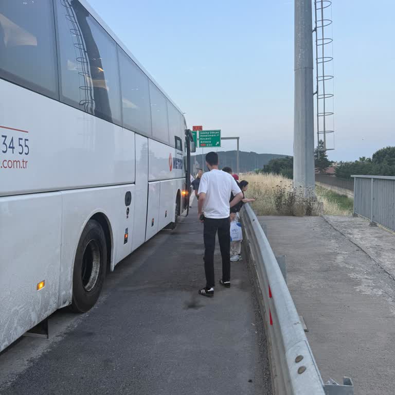 Metro Turizm Otobüsünün Yetkisiz Emanet Teslimatı Nedeniyle 10 Saatlik Gecikmesi