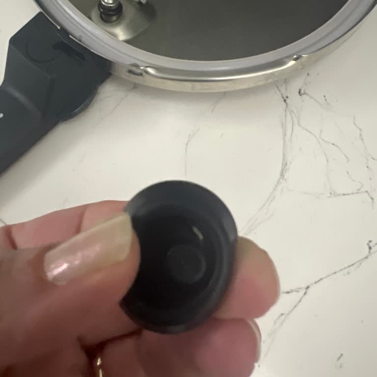 Fissler Düdüklü Tencerede Valf Lastiği Arızası Garanti Kapsamında Onarım Talebi