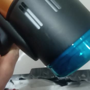 Dyson V16 Piston Submarin Süpürgede Islak Temizleme Sorunu Ve Çizik Teslimatına İade Talebi