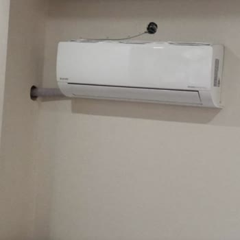 Arçelik Duvar Tipi Klima Montajında Gereksiz Hortum Çekimi Ve Büyük Duvar Deliği