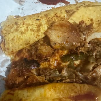 Migros Yemek Maydonoz Döner'da Hijyen Ve Kalite İhlali: Yanmış, Bozulmuş Tavuk