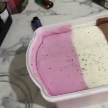 Algida Küflenmiş Kırık Kapta