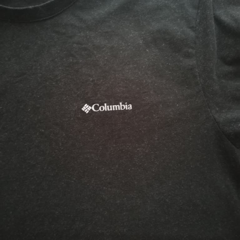 Columbia Tişörtte Hızlı Tüylenme Ve Kalite Sorunu