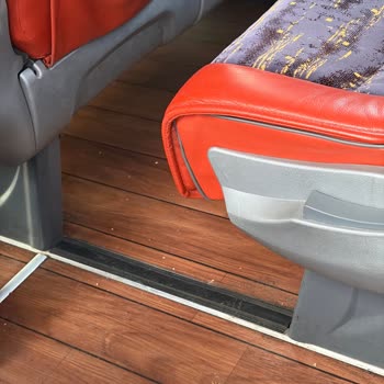 Metro Turizm Seferinde Araç İçinin Kirlenmesi Ve Prizlerin Çalışmaması