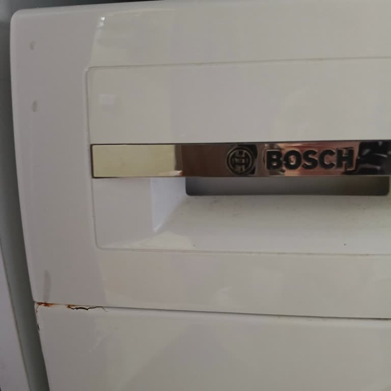 Bosch Çamaşır Makinesinde Erken Paslanma Ve Garanti Dışı Servis Ücreti