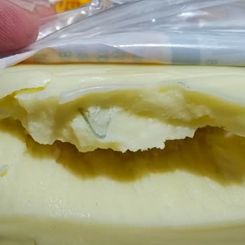 Tarabya Kaşar Peynirinde Cam Parçası Tespit Edildi; Gıda Güvenliği Tehlikeye Atıldı