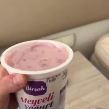 Birşah Meyveli Yoğurt Yenecek Gibi Değil!
