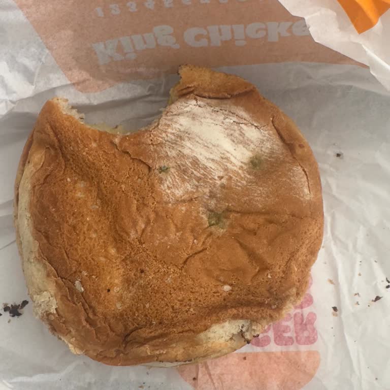 Bulgurlu Burger King Şubesinde Küflü Ekmeğin Teslimi Kabul Edilemez