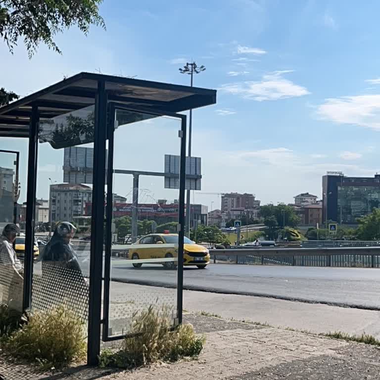 KM48 Otobüs Hattının Saatinde Geçmemesi Ve Sefer Sıklığının Artırılması Talebi