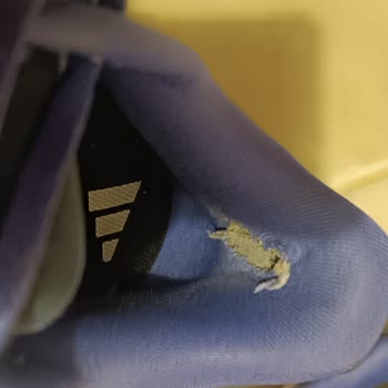 Adidas Koşu Ayakkabısının 9 Ayda Aşırı Yıpranması Ve İade Talebi