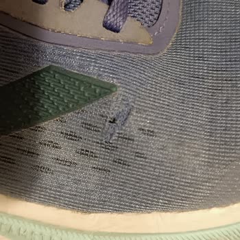 Adidas Koşu Ayakkabısının 9 Ayda Aşırı Yıpranması Ve İade Talebi