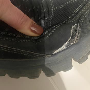 Skechers Ayakkabısının 4 Ayda Sökülmesi Ve Garanti Reddi