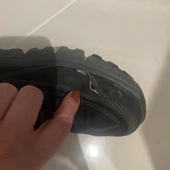 Skechers Ayakkabısının 4 Ayda Sökülmesi Ve Garanti Reddi