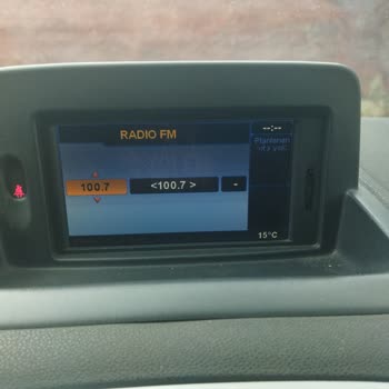 Tomtom Navigasyon Saat Ayarı Çalışmıyor Ve Güncelleme Talep Ediliyor