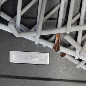 Franke Bulaşık Makinesi Sepet Ve Bardak Aparatlarında Paslanma Sorunu