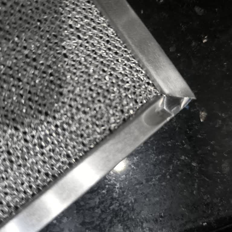 Montaj Sırasında Kırılan Filtre Ücretsiz Değiştirilmedi Ve Güvenli Çalışma Sağlanamadı