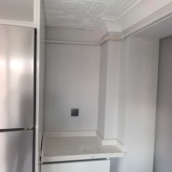 Mutfak Dolapları Yanlış Ölçüde Ve Kullanılmış Geldi, Çizik Ve Deforme