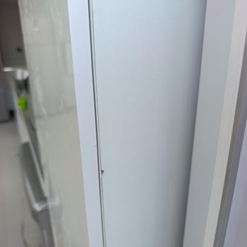Mutfak Dolapları Yanlış Ölçüde Ve Kullanılmış Geldi, Çizik Ve Deforme