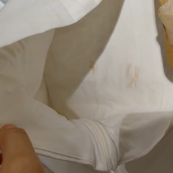 Zara'dan Gelen Yırtık Ve Lekeli T-Shirt İçin İade Talebi