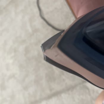 Philips Azur 8000 Ütünün Tabanda Kırık: Kısa Sürede Dayanıklılık Sorunu Ve Garanti Değişim Talebi
