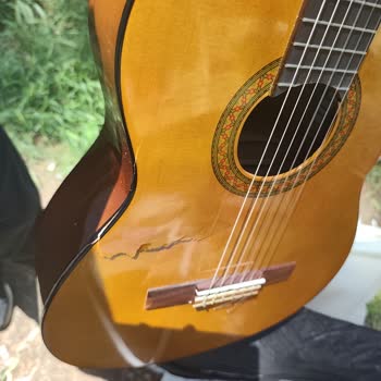 Klasik Gitarım Hasarlı Teslim Edildi, Yurtiçi Kargo’dan Tazminat Talebi