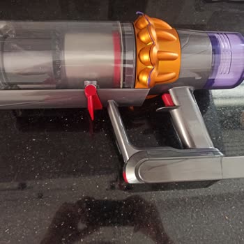 Media Markt'ta Ek Garantili Dyson Süpürge Tamir Edilmedi Ve Yanıltıcı Servis Raporu