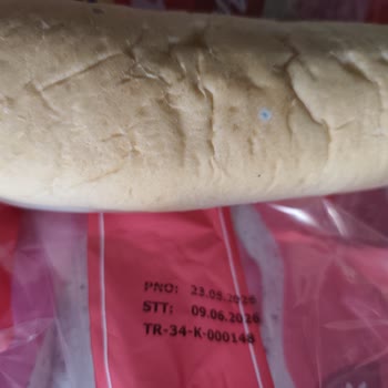 SKT Dolmadan Bozuk Gıda Ürünleri Satışı Ve Raf Kontrolü Eksikliği