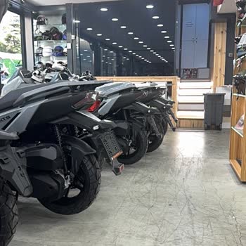 Çınar Motor Kağıthane Servisinde Uzun Bekleme Ve Saygısız Tavır