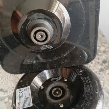 Schafer Teaform Plus Çay Makinesinde Erimiş Hazne Nedeniyle Yanık Ve Güvenlik Sorunu