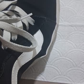 Vans Ayakkabım 1 Ayda Açıldı, Mağaza Değişim İsteğimi Reddetti