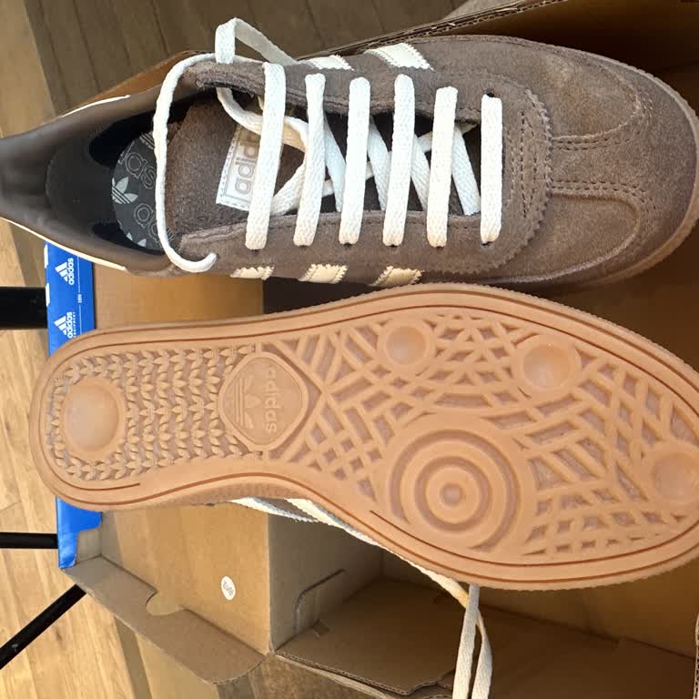 SuperStep Mağazasında Ayıplı Adidas Ayakkabı Ve Yetersiz Müşteri Hizmeti