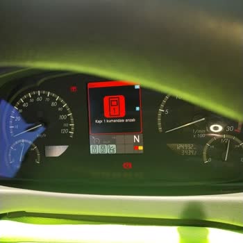 Mercedes-Benz Ağır Ticari Araçlar Otobüsün Kapısı Kendiliğinden Açılıyor, Yolcu Güvenliği Tehlikede