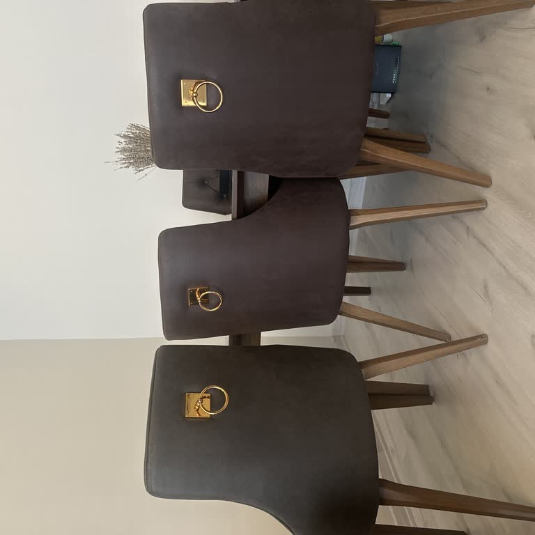 Ton Farkı Olan Sandalyenin Ücretsiz Değişimini Talep Ediyorum