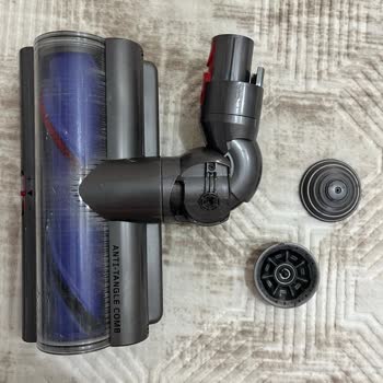 Dyson V15 Anti Tangle Başlığındaki Parça Sorunu Ve Garanti Talebi