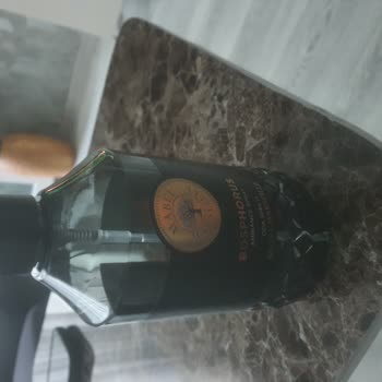 Kurye Apartman Koku Spreyini Alarak Mülk Hakkını İhlal Etti