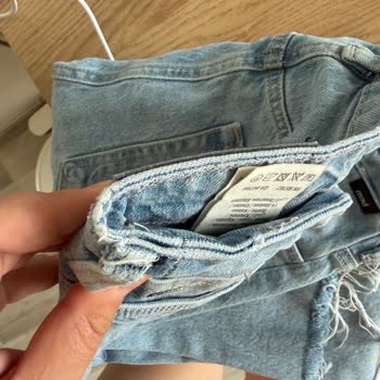 Urfacity Mavi Mağazasından Aldığım Kot Pantolonun Kemerinde Yırtılma Ve Değişim Talebi