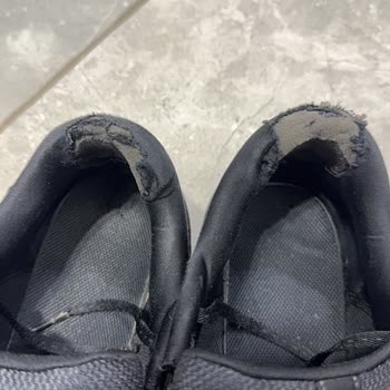Nike Ayakkabısında Kısa Sürede Yırtılma Ve Kalite Sorunu