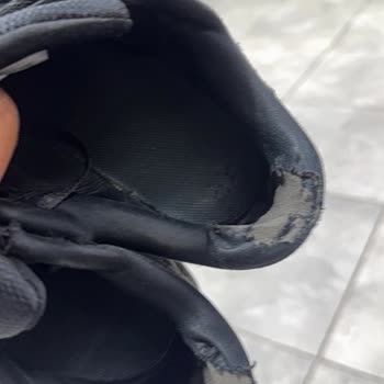 Nike Ayakkabısında Kısa Sürede Yırtılma Ve Kalite Sorunu