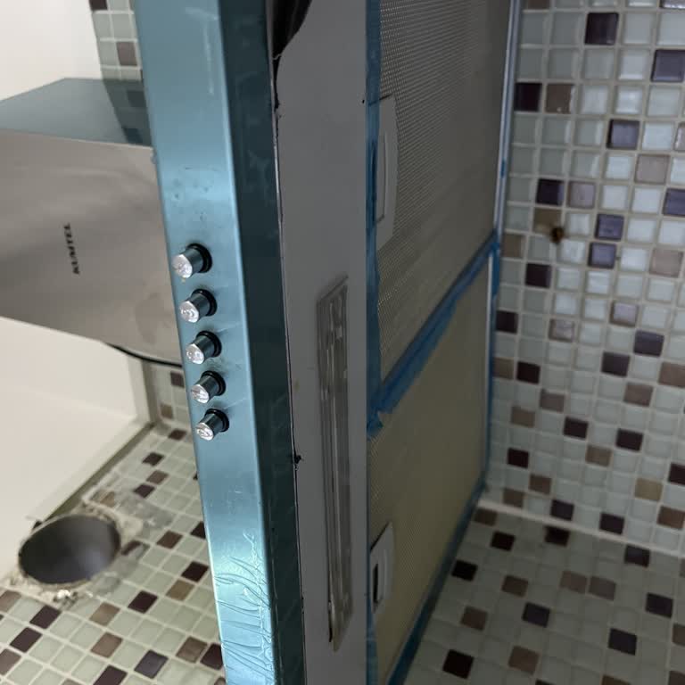 Davlumbaz Işıkları Bozuldu Ve Servis Kayıt Hatası Çözülmedi