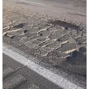 Şırnak Urfa Yolunda Bozukluklar Araç Ve Can Güvenliğini Tehdit Ediyor