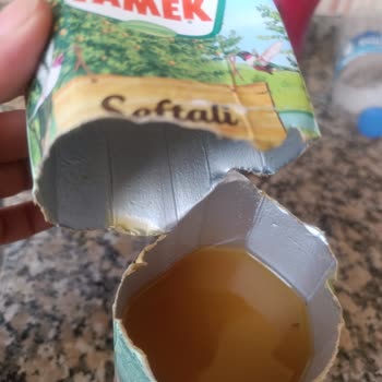 Tamek Şeftali Suyunda Küflü Siyah Cisimler Ve Çocuk Sağlığı Riski