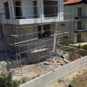 Pazar Günleri Erken İnşaat Gürültüsü Dinlenme Hakkımızı İhlal Ediyor