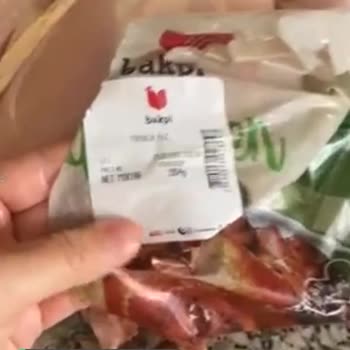 Bakpi Piliç Kokuyor!