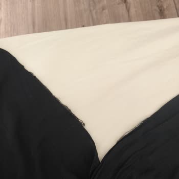 Rami Viskon Siyah Şalın Kısa Sürede Sökülmesi Değişim Talebi