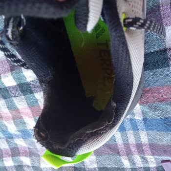 Adidas Terrex Ax4 Ayakkabılarında Hızlı Yıpranma Ve Değişim İsteği