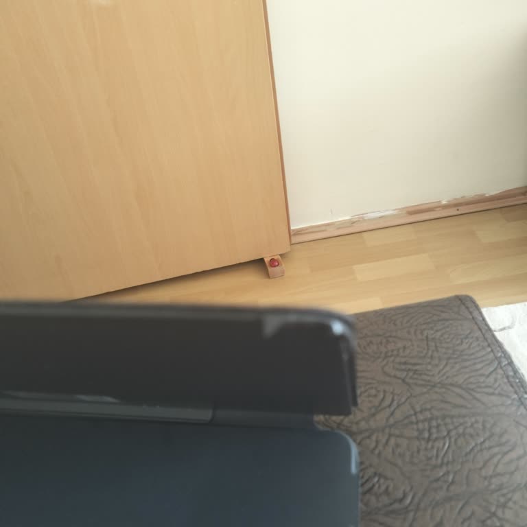 Garanti Kapsamındaki Klavye Çatlaması Ücretsiz Değişim Talebi