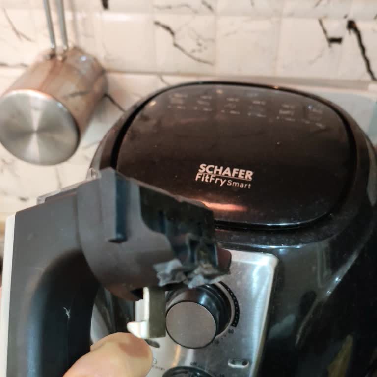 Sapı Aniden Kırılan Schafer Fitfry Smart Airfryer İçin Yedek Parça Bulamıyorum