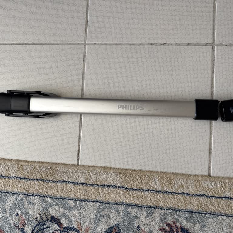 Philips Süpürge Kolunun Kırılması Ve Ücretsiz Garanti Değişimi Talebi